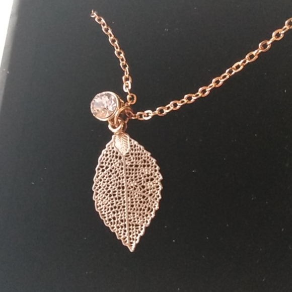 Necklace Leaf elegant - Picture 3 of 3